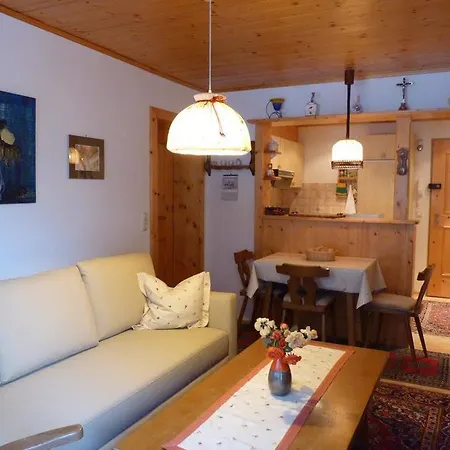 Anna Apartment *